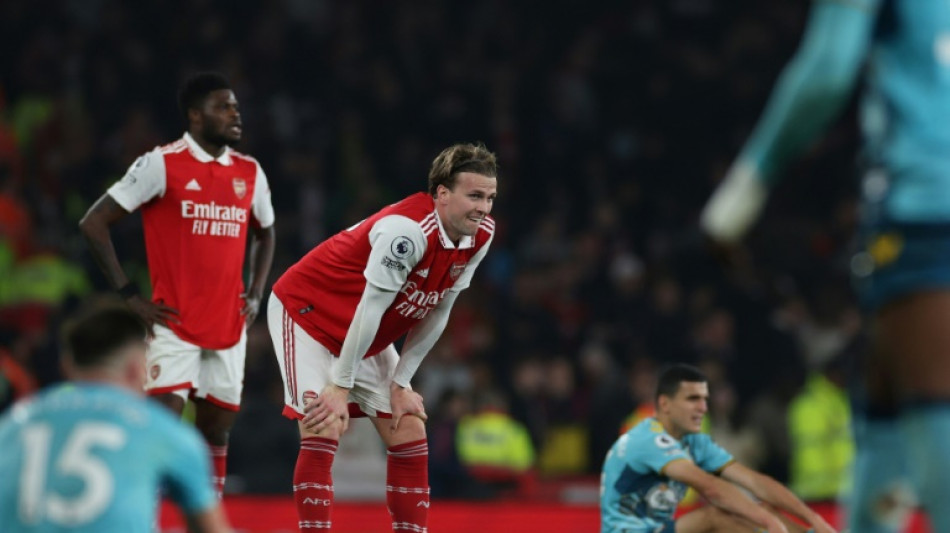 Arsenal tem raz&otilde;es para se preocupar em sua luta pelo t&iacute;tulo da Premier League