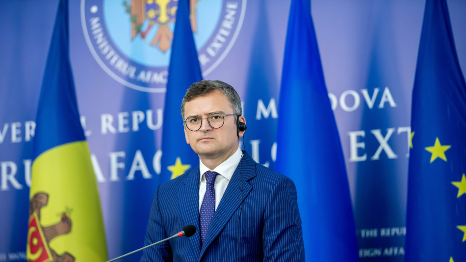 Kuleba a Wang, pronti a negoziati con Mosca se c'&egrave; buona fede