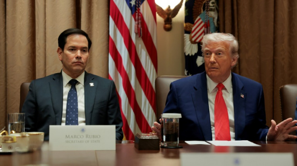 Les Bourses rechutent en Asie face &agrave; la guerre commerciale de Trump 