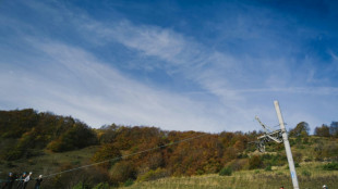 "Le courage de tourner la page": quand un village d&eacute;mant&egrave;le son vieux t&eacute;l&eacute;ski