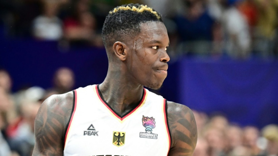 German guard Schroder plans to sign with Lakers: reports