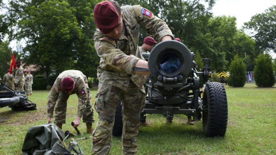 Auf Autobahn in Nordrhein-Westfalen: Polizei stoppt Mann mit Artilleriegesch&uuml;tz