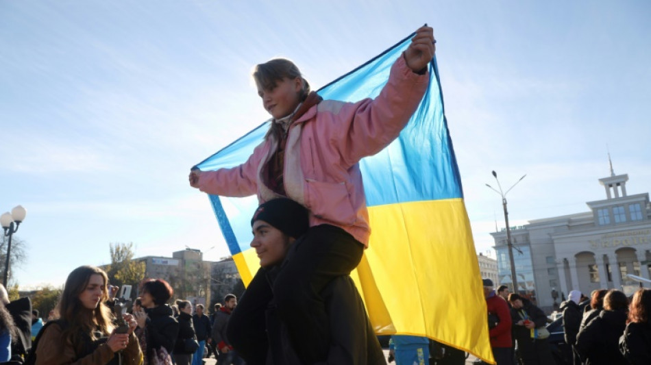 Ukraine: apr&egrave;s la prise de Kherson, Zelensky veut croire au "d&eacute;but de la fin de la guerre"