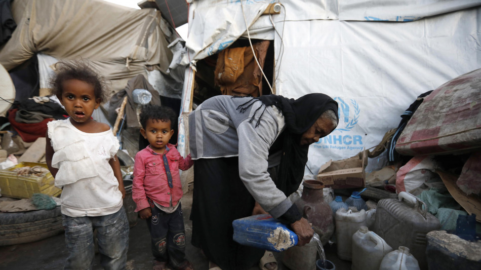 Unicef, 'pi&ugrave; di un bimbo su 4 in grave povert&agrave; alimentare'