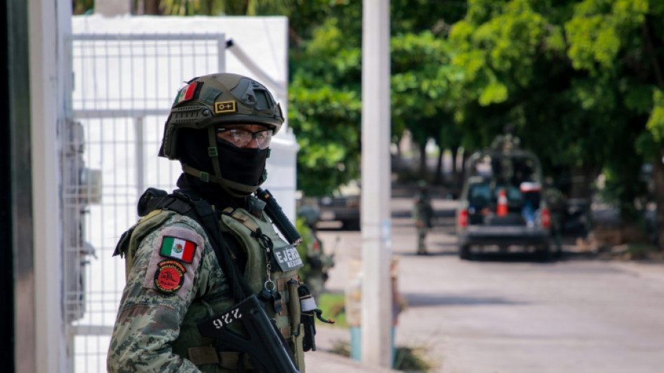 Presidente do M&eacute;xico corresponsabiliza EUA por viol&ecirc;ncia ap&oacute;s pris&atilde;o de chefe do tr&aacute;fico