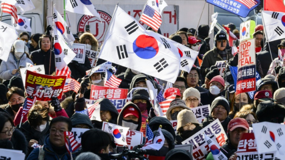 Presidente sul-coreano, julgado por insurrei&ccedil;&atilde;o, diz que queria impedir uma ditadura