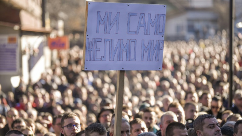 Cuatro polic&iacute;as kosovares detenidos tras un disparo contra un serbio