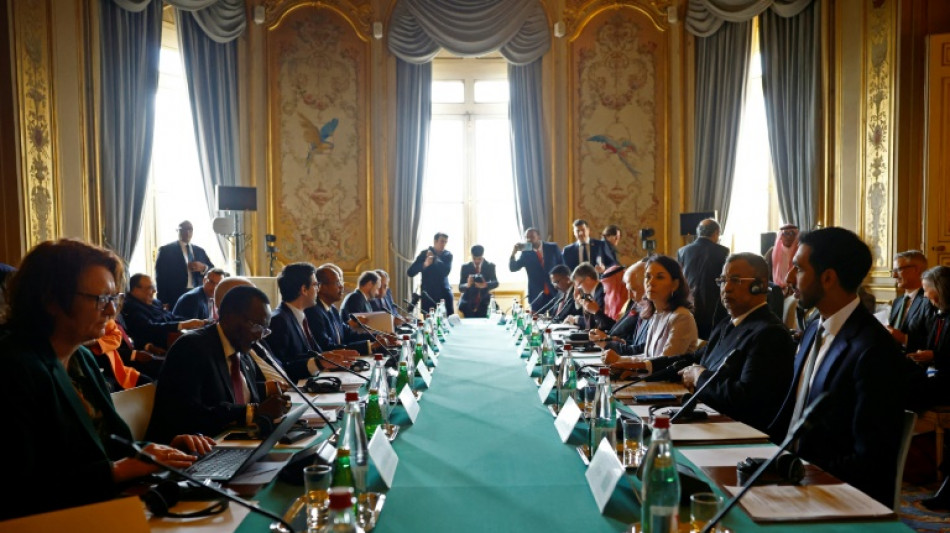 R&eacute;unie &agrave; Paris, la communaut&eacute; internationale exhorte &agrave; ne pas oublier le Soudan