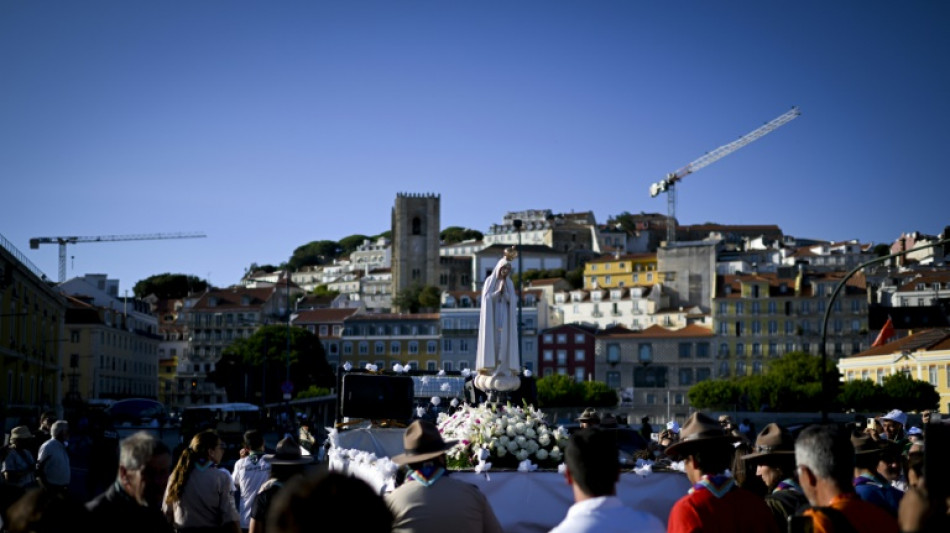 La jeunesse catholique mondiale se rassemble &agrave; Lisbonne avant l'arriv&eacute;e du pape