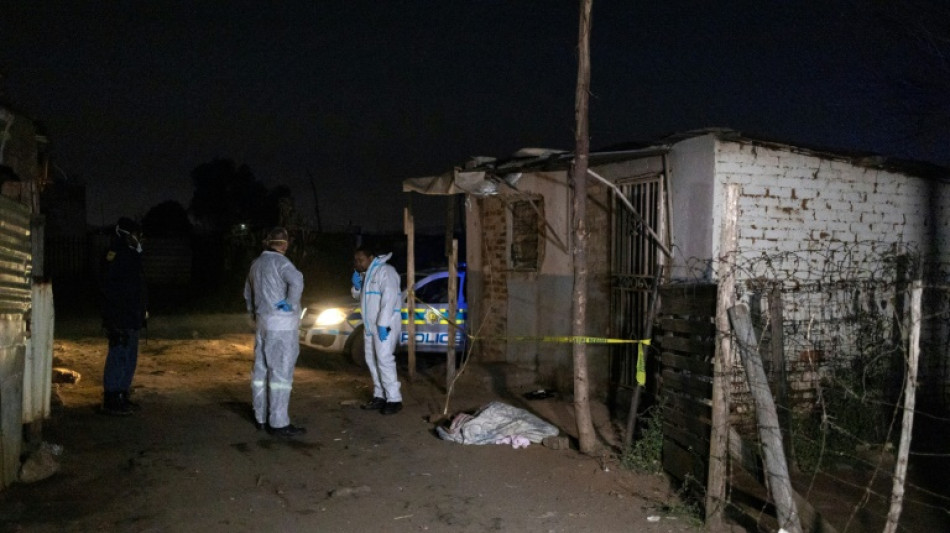 Al menos 17 muertos en un suburbio de Sud&aacute;frica por una fuga de gas