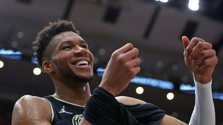 Play-offs NBA: Bucks et Heat s'&eacute;chappent, Nuggets et Pelicans s'accrochent