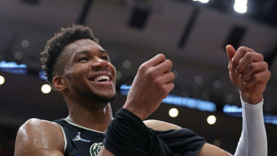 Play-offs NBA: Bucks et Heat s'&eacute;chappent, Nuggets et Pelicans s'accrochent