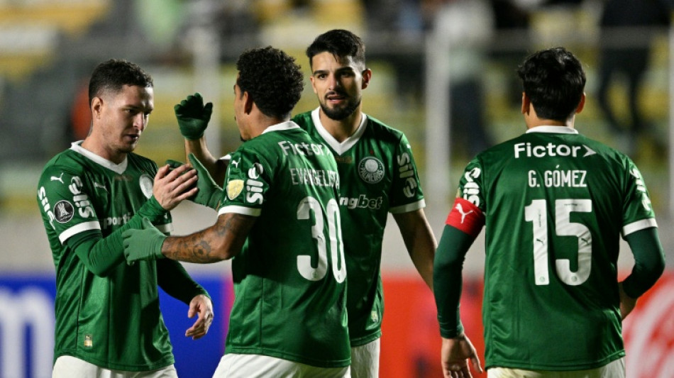 Palmeiras supera altitude de La Paz, vence Bol&iacute;var (3-2) e segue l&iacute;der na Libertadores