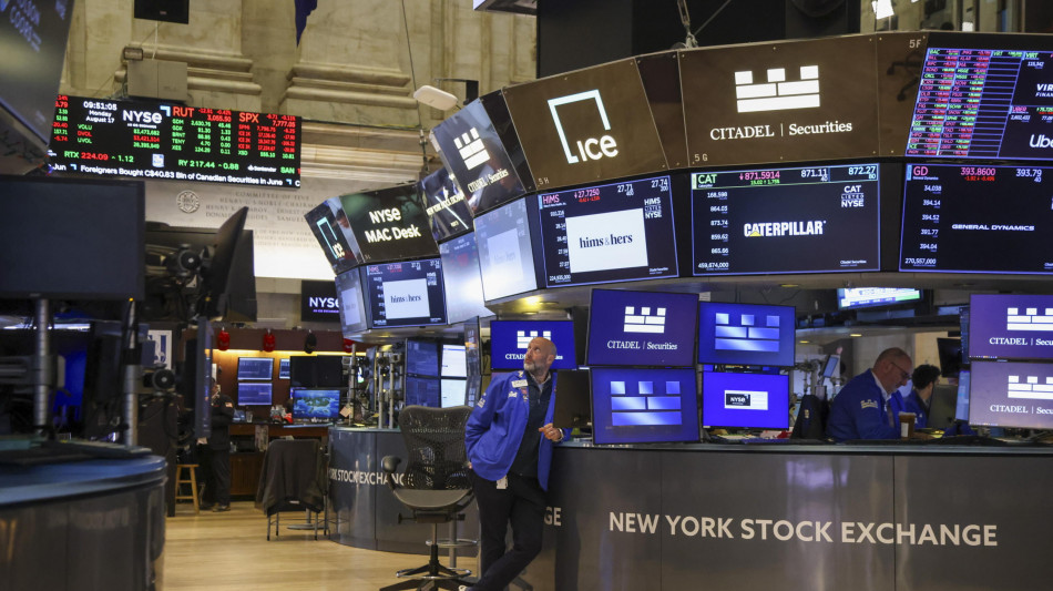 Wall Street apre in calo, Dj -0,17%, Nasdaq -0,58%
