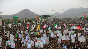 Houthi missile attacks kill 58 Saudi-backed Yemeni govt forces