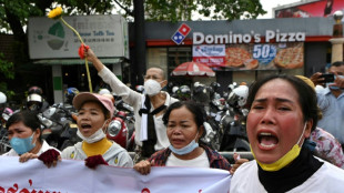 Kambodschanischer Exilpolitiker Rainsy zu zehn Jahren Gef&auml;ngnis verurteilt