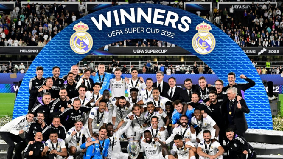 El Real Madrid abre su temporada alz&aacute;ndose 'supercampe&oacute;n' de Europa