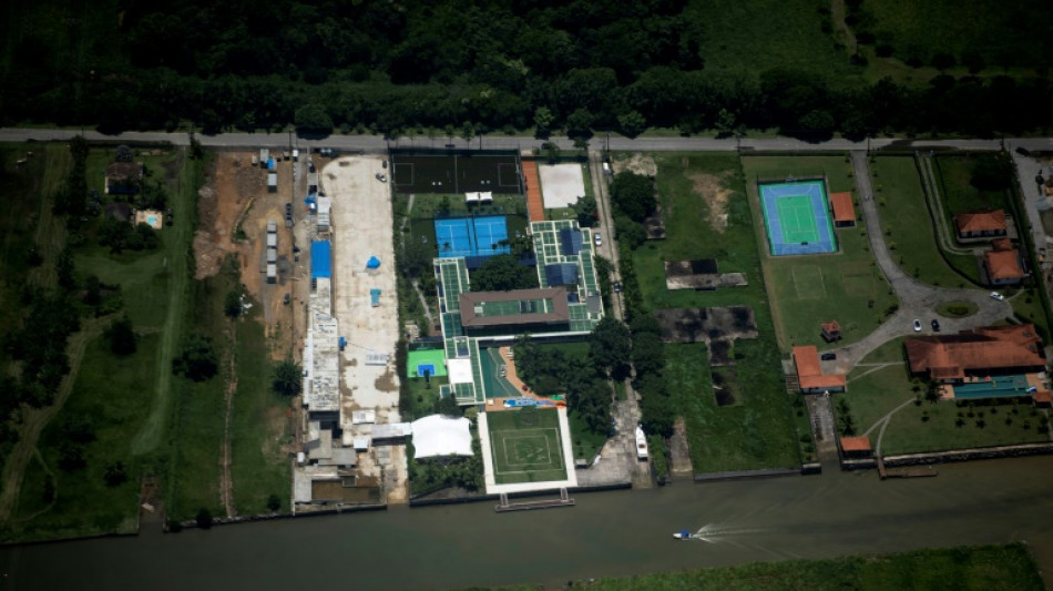 Neymar recibe una multa de 3,3 millones de d&oacute;lares por una obra con "infracciones ambientales" en su mansi&oacute;n