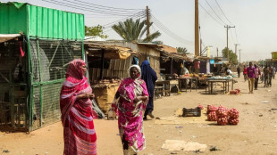 Los bombardeos siguen sacudiendo la capital de Sud&aacute;n pese a las sanciones de EEUU