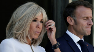 Infox sur Brigitte Macron femme transgenre: deux femmes condamn&eacute;es pour diffamation