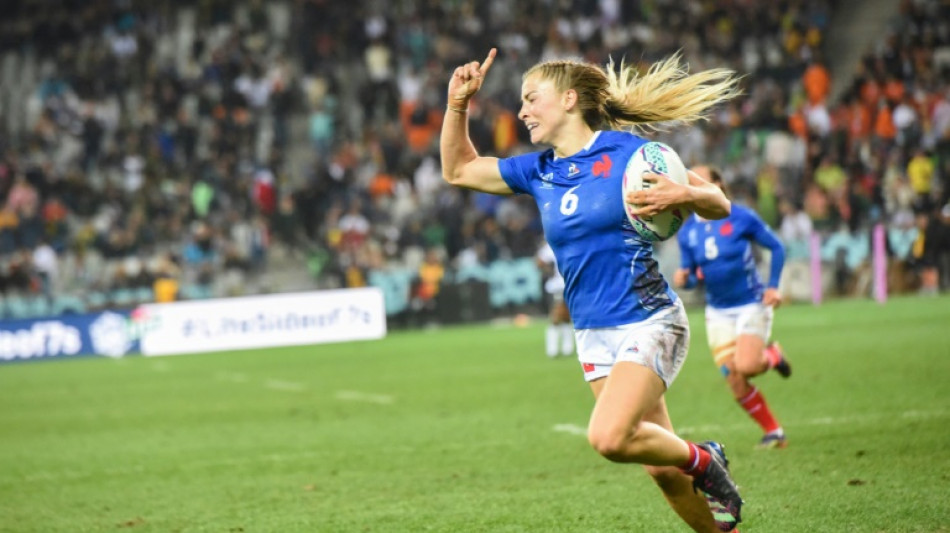 Mondial de rugby &agrave; VII: les Bleues en demies, les Bleus sortis par l'Australie 