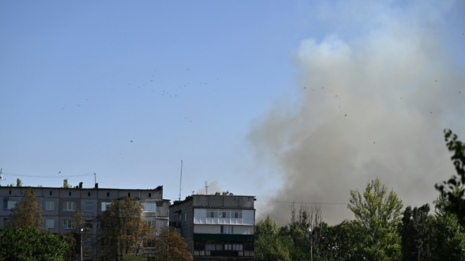 Ucr&acirc;nia bombardeia terminal petrol&iacute;fero na Crimeia enquanto R&uacute;ssia conquista mais uma localidade