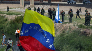Autoridades de EEUU disparan balas de goma a venezolanos en la frontera de M&eacute;xico