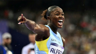 Athl&eacute;tisme: sacre surprise de Julien Alfred sur 100 m, devant Sha'Carri Richardson