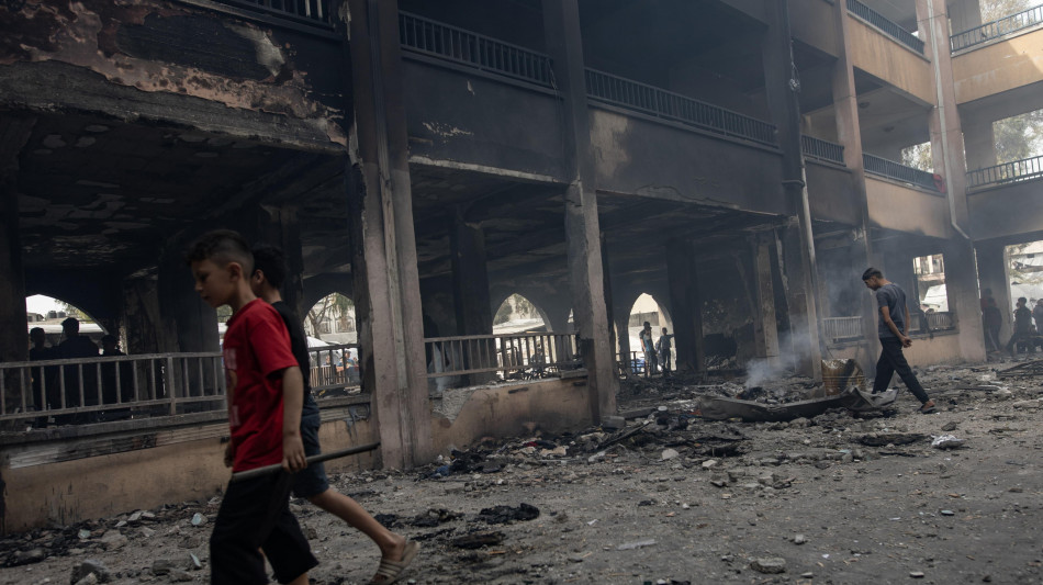 Hamas propone liberazione di tutti gli ostaggi e 5 anni tregua