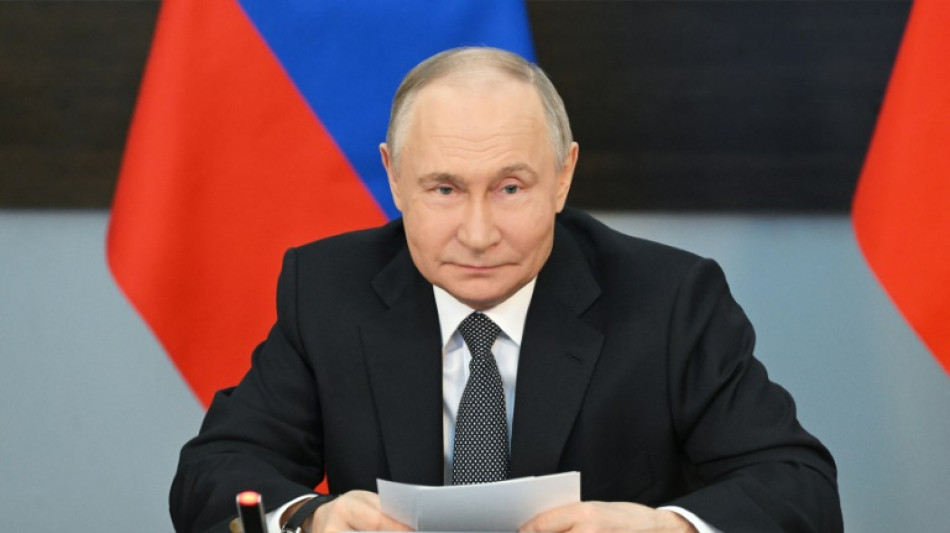 Putin ordena cessar-fogo de P&aacute;scoa no conflito com a Ucr&acirc;nia