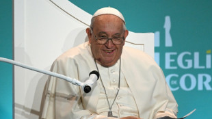 Papa celebra missa em visita hist&oacute;rica &agrave; ilha francesa de C&oacute;rsega