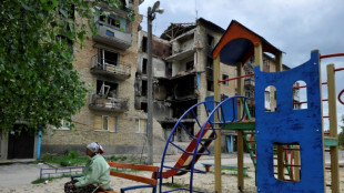 L'Ukraine d&eacute;fend le Donbass, l'arm&eacute;e russe intensifie son offensive