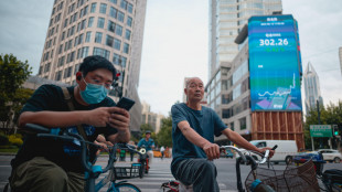 Borsa: Hong Kong negativa, apre a -0,07%