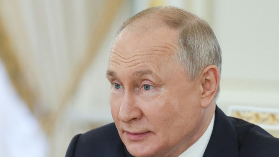 Putin defende pris&atilde;o de vozes cr&iacute;ticas durante 'conflito armado' com a Ucr&acirc;nia