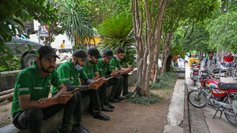 Pakist&aacute;n promulga una ley que castiga la desinformaci&oacute;n con tres a&ntilde;os de c&aacute;rcel