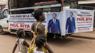 Le Cameroun vote pour la pr&eacute;sidentielle, Biya grand favori pour un 8e mandat