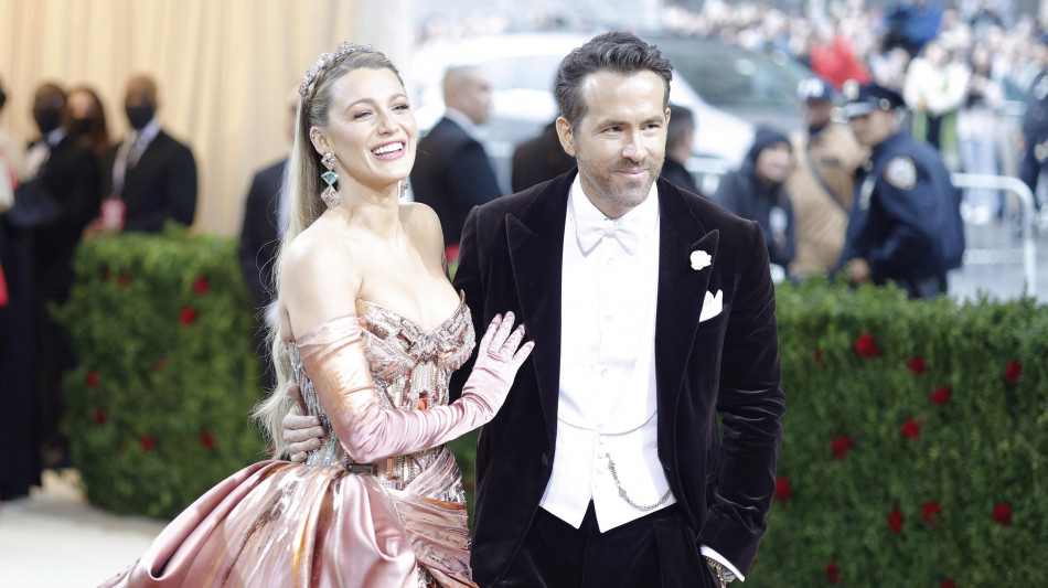 Sfida Reynolds e Lively al box office USA, Deadpool &egrave; primo