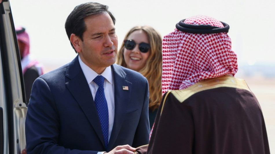 Diplomatas da R&uacute;ssia e EUA se reunir&atilde;o em Riad para 'restabelecer' as rela&ccedil;&otilde;es