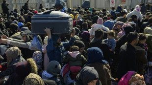 Turquie: apr&egrave;s le s&eacute;isme, des r&eacute;fugi&eacute;s syriens regagnent leur pays