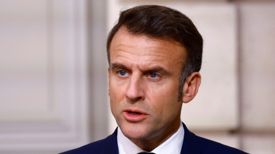 Toujours en qu&ecirc;te d'un Premier ministre, Macron reprend ses bons offices
