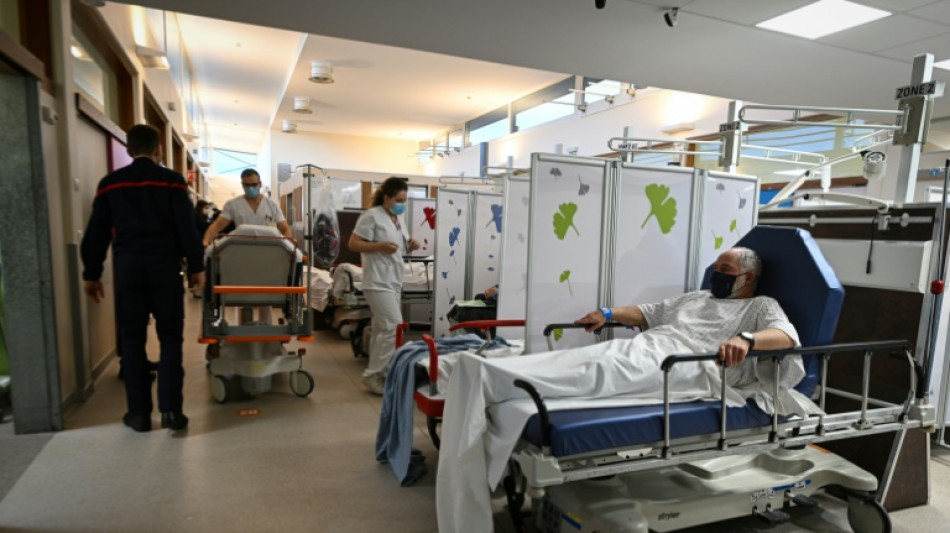 Au CHU de Strasbourg, les urgences "d&eacute;bordent dans les couloirs"