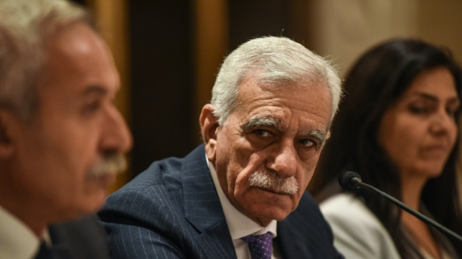 T&uuml;rkei setzt drei B&uuml;rgermeister im kurdisch gepr&auml;gten S&uuml;dosten des Landes ab