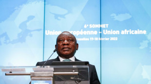 Seis pa&iacute;ses africanos recibir&aacute;n tecnolog&iacute;a para producir vacunas ARNm