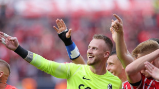 Freiburg verl&auml;ngert mit Torh&uuml;ter Flekken