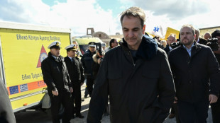 El primer ministro griego descarta un escenario catastr&oacute;fico en Santorini