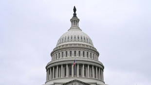 Asian markets mixed as trade deal cut-off looms