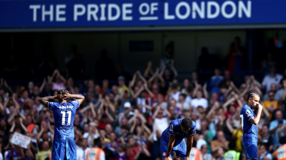 Angleterre: Chelsea accroch&eacute;, Tottenham battu