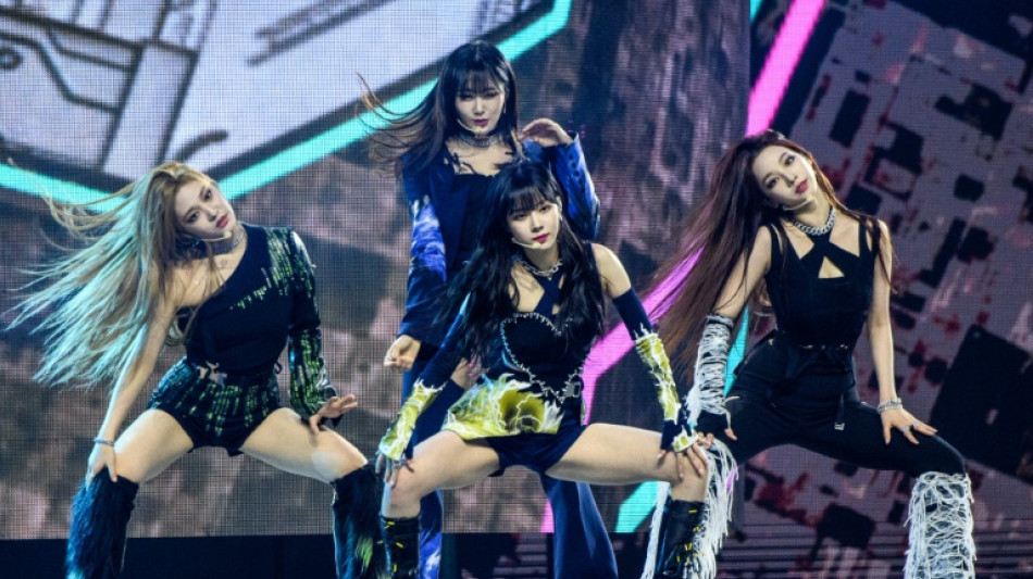 Perd&oacute;n por tener pareja: las duras reglas de la industria del k-pop