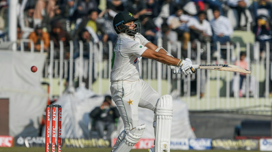 Pakistan batsman Azhar Ali to retire from international cricket