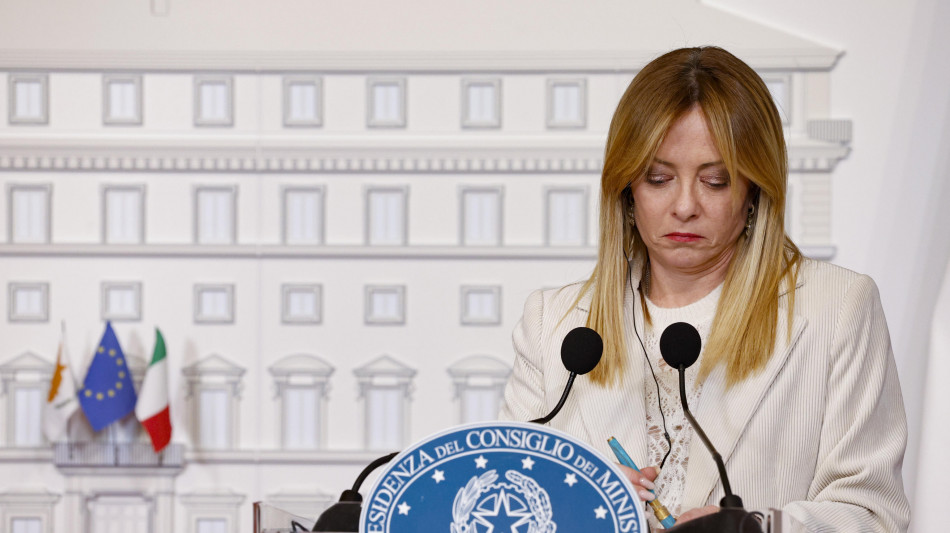 Meloni a Bloomberg, politica troppo lenta su AI, vedo rischi enormi